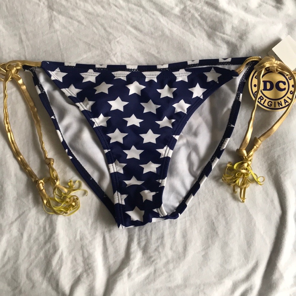 Wonder Woman bikini bottom!